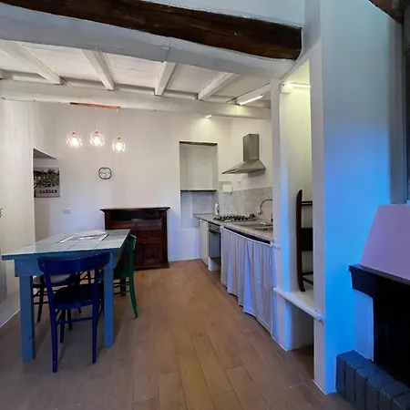 Çiftlik konaklama La Torre Di Monsindoli *