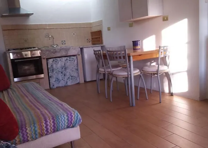 La Torre Di Monsindoli Фермерский дом *