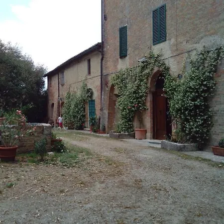 La Torre Di Monsindoli Farm stay Siena
