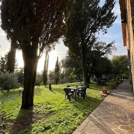 La Torre Di Monsindoli Farm stay *
